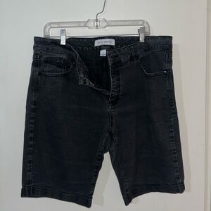 Bundle Women’s 18W Jean Shorts